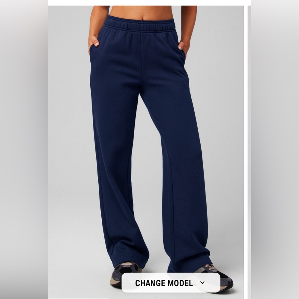 Fabletics Cozy Fleece‎ Wide Leg Sweatpant Deep Navy